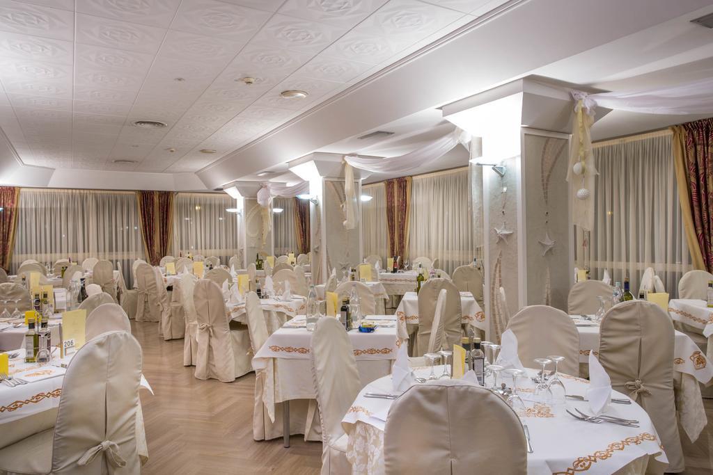 Hotel Feldberg Ричоне Екстериор снимка